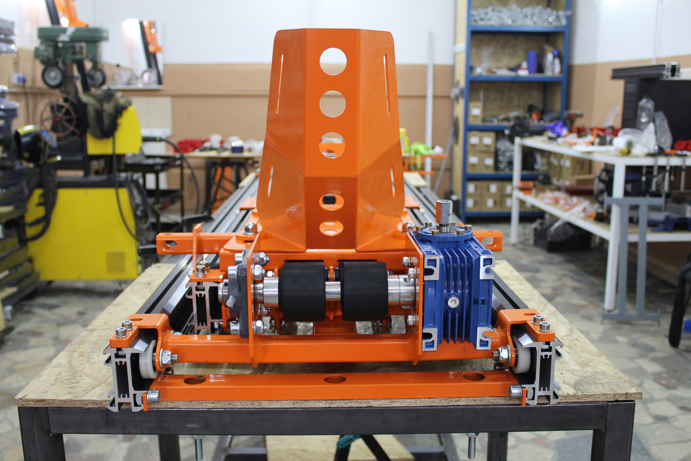 machine assembling.png
